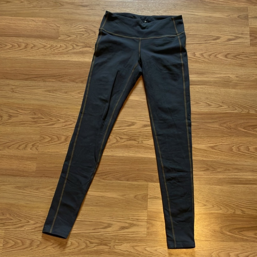 Women’s Athleta Leggings, Size Small - Picture 3 of 6